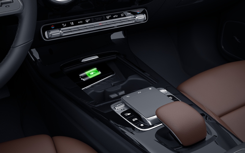 Cargador inalámbrico para celular lujoso Mercedes-Benz